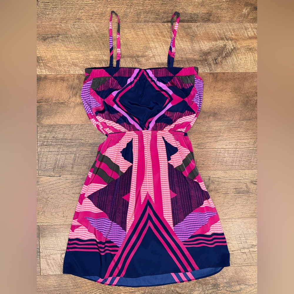 Express Geometric Print Elastic Waist Dress with Removable Straps - Picture 9 of 15